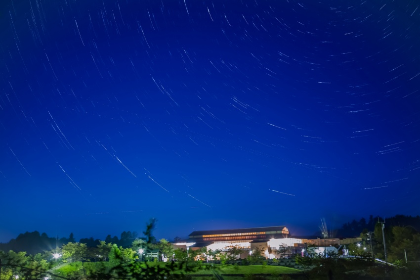 ささゆりの湯と星空