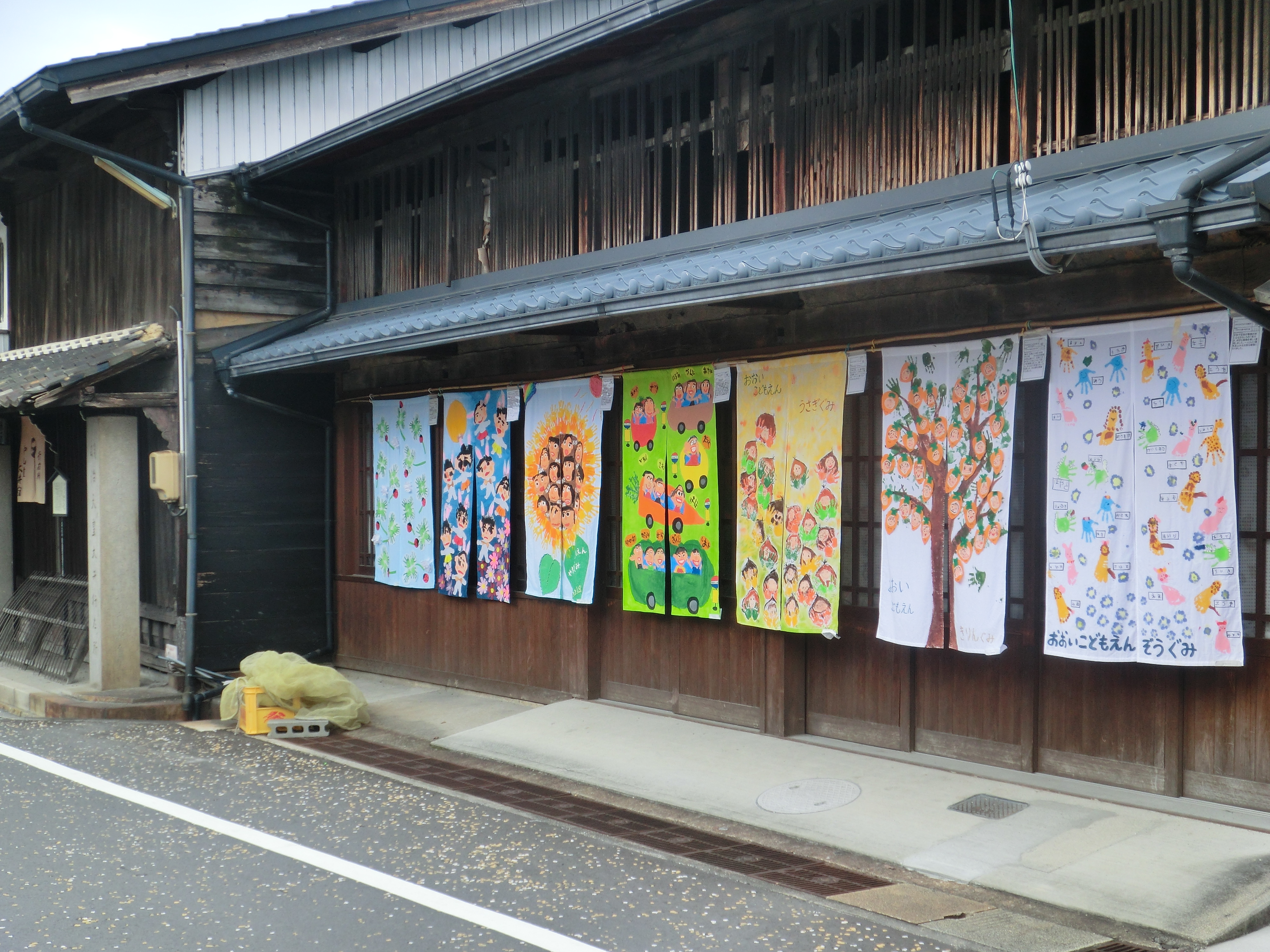 中山道のれんコンテスト展示風景