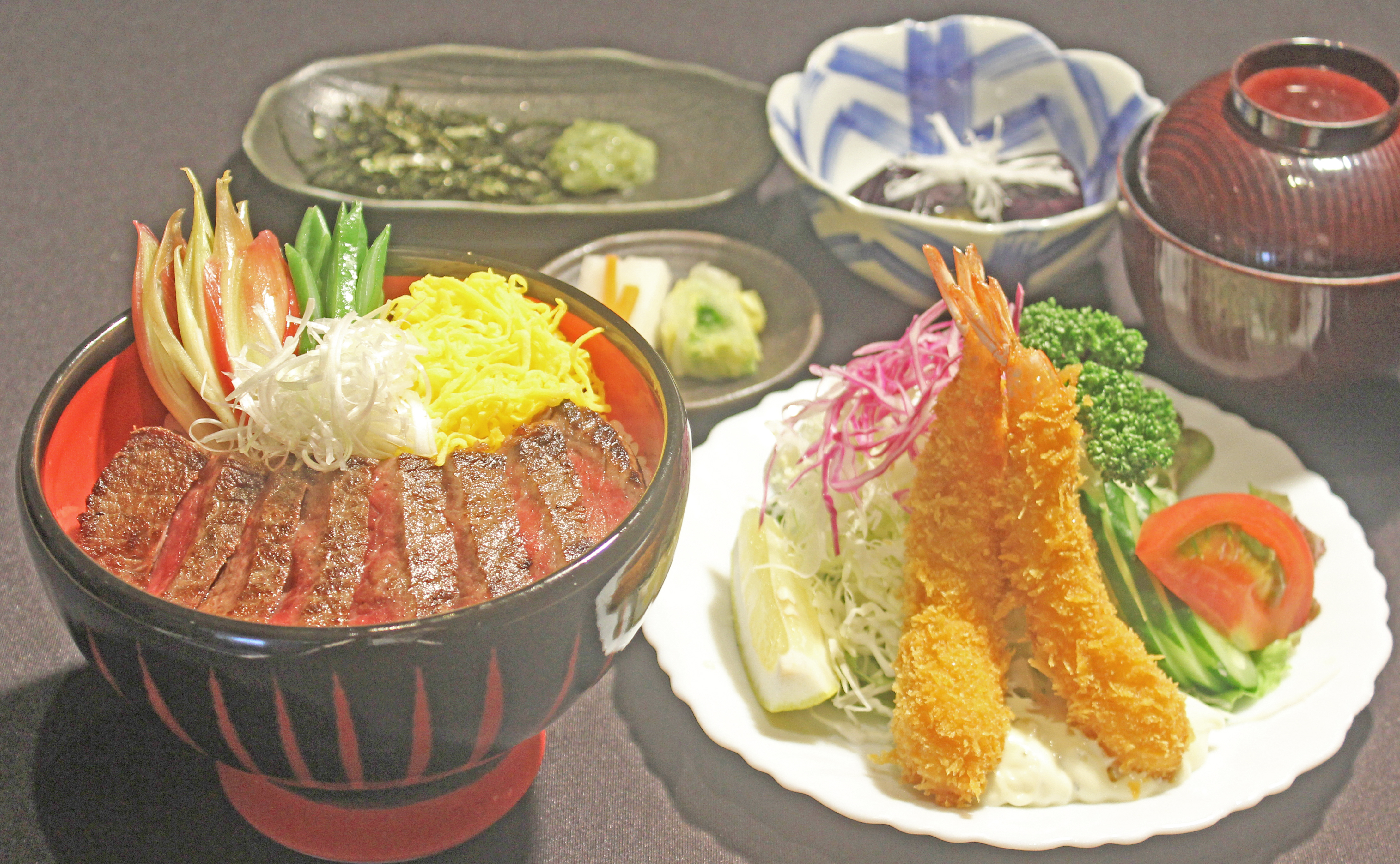 飛騨牛ステーキ丼定食