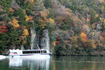 恵那峡遊覧船からの紅葉便り【11月10日現在】